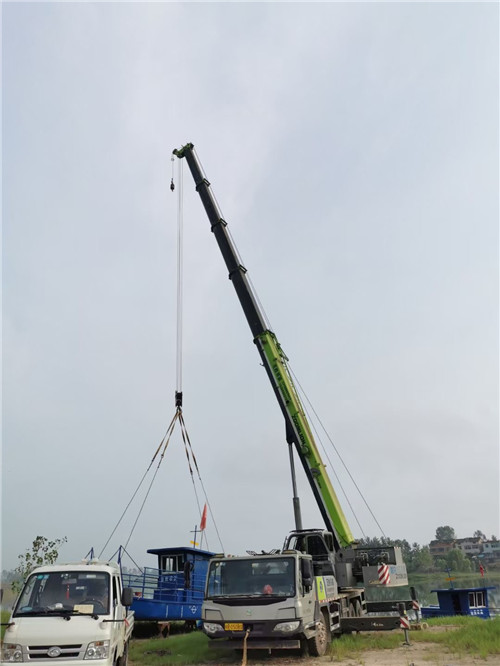 东台市桥梁建设吊装案例